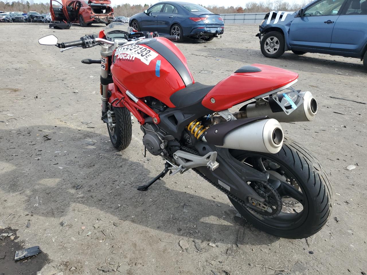 Image 3 of 2010 DUCATI MONSTER 696 2010 with VIN ZDM1RADN8AB033148