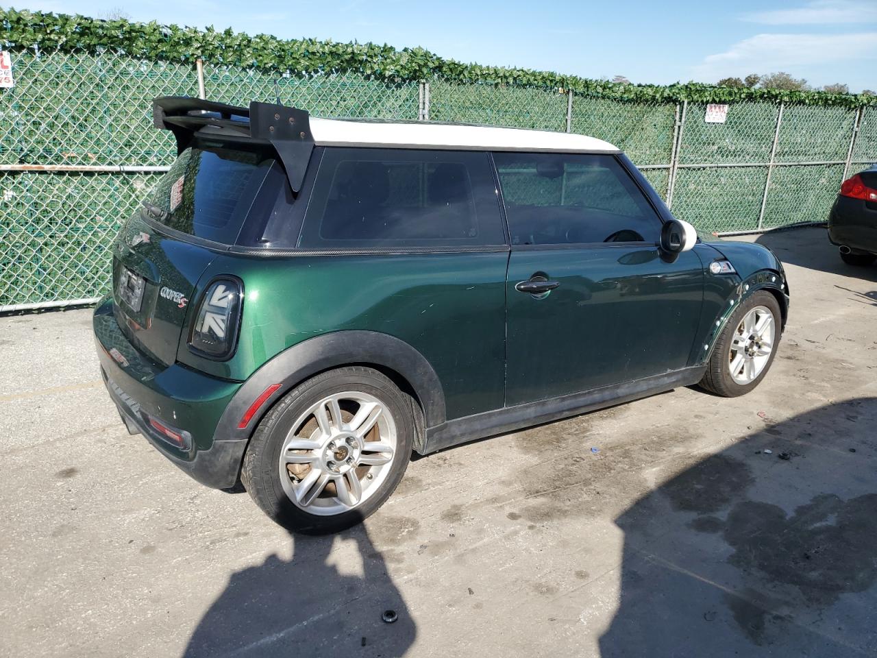 Obraz 3 z 2011 MINI COOPER S 2011 z VIN WMWSV3C59BTY13466