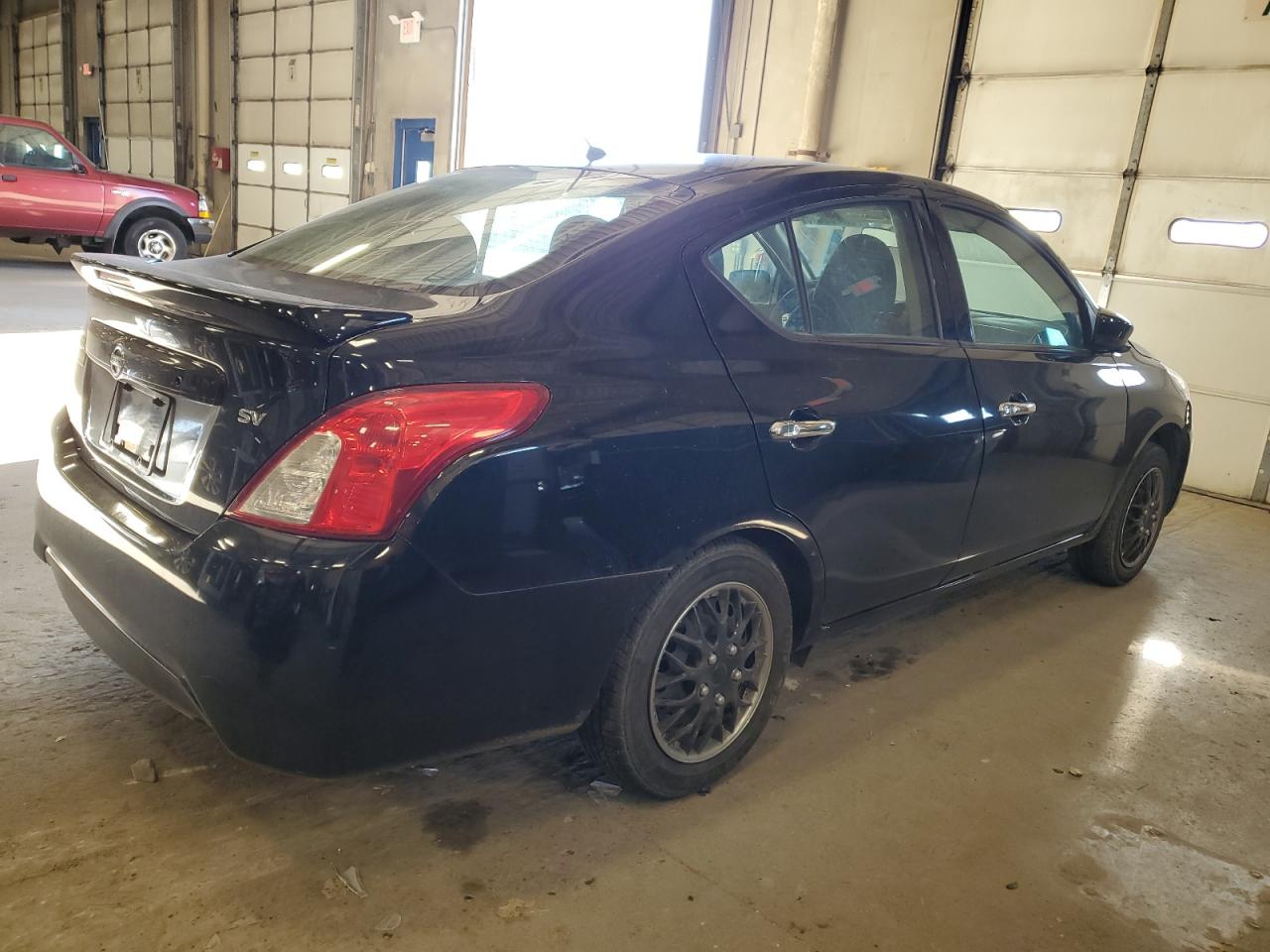 Image 3 of 2019 NISSAN VERSA S 2019 with VIN 3N1CN7AP1KL851252