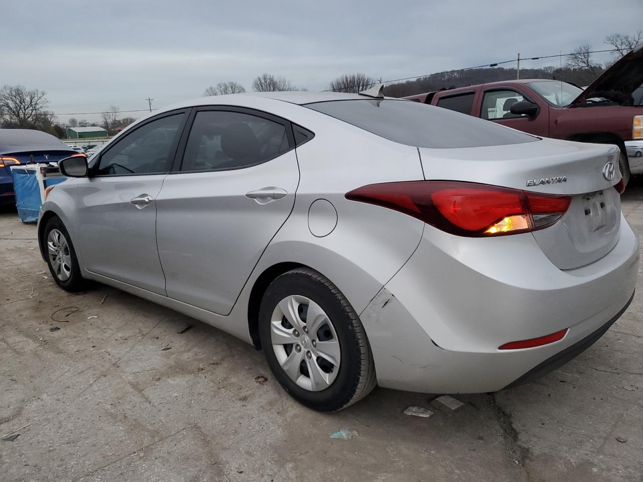 Obraz 2 z 2016 HYUNDAI ELANTRA SE 2016 z VIN 5NPDH4AE6GH726275