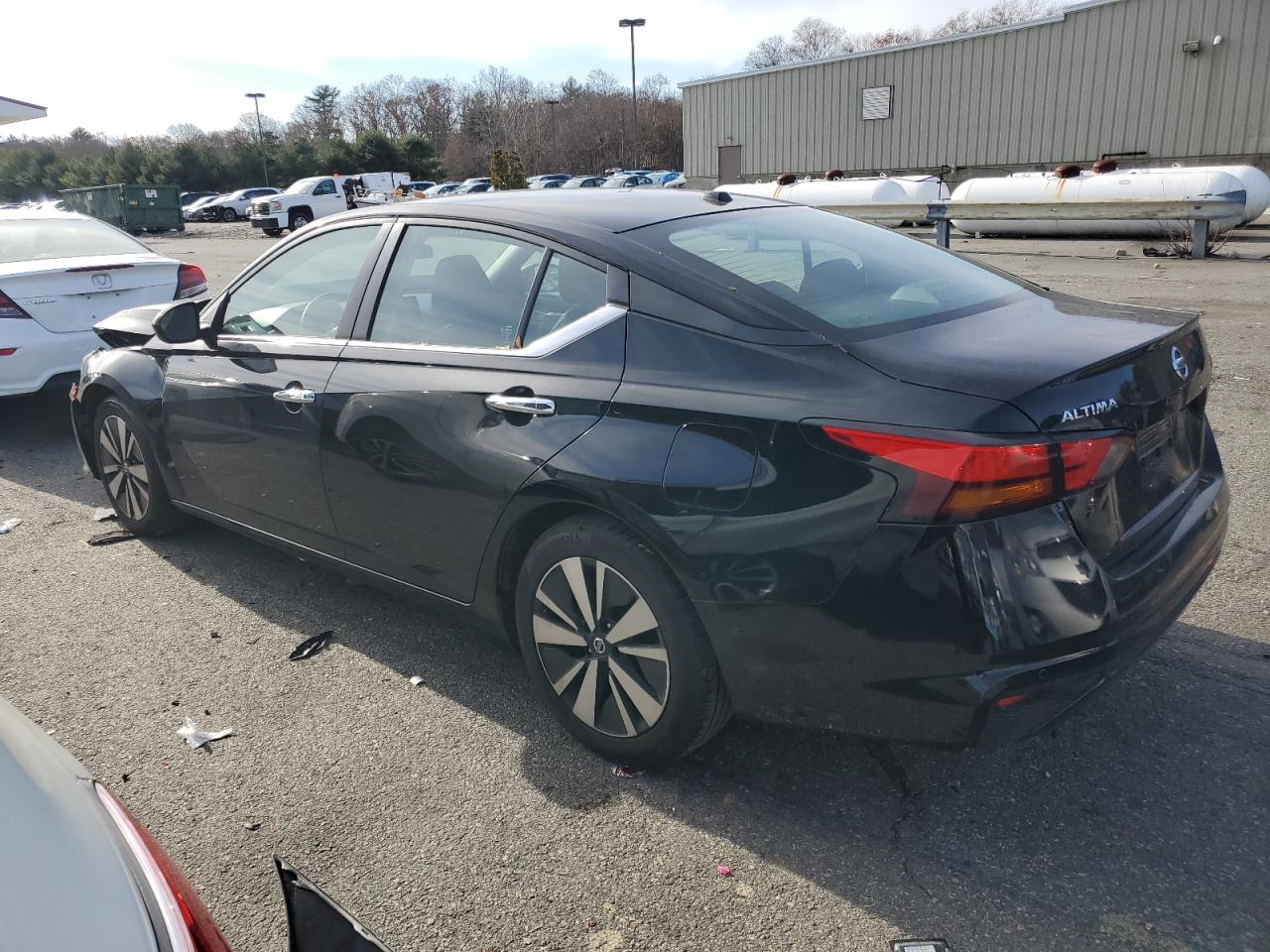 Image 2 of 2022 NISSAN ALTIMA SV 2022 with VIN 1N4BL4DV2NN320515