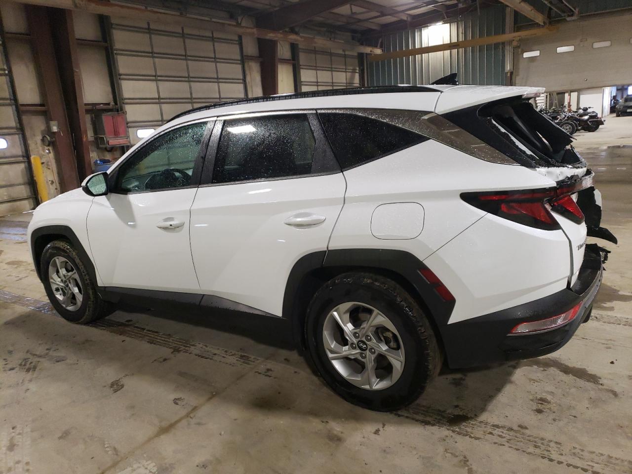 Image 2 of 2022 HYUNDAI TUCSON PREFERRED 2022 with VIN KM8JB3AE7NU060315