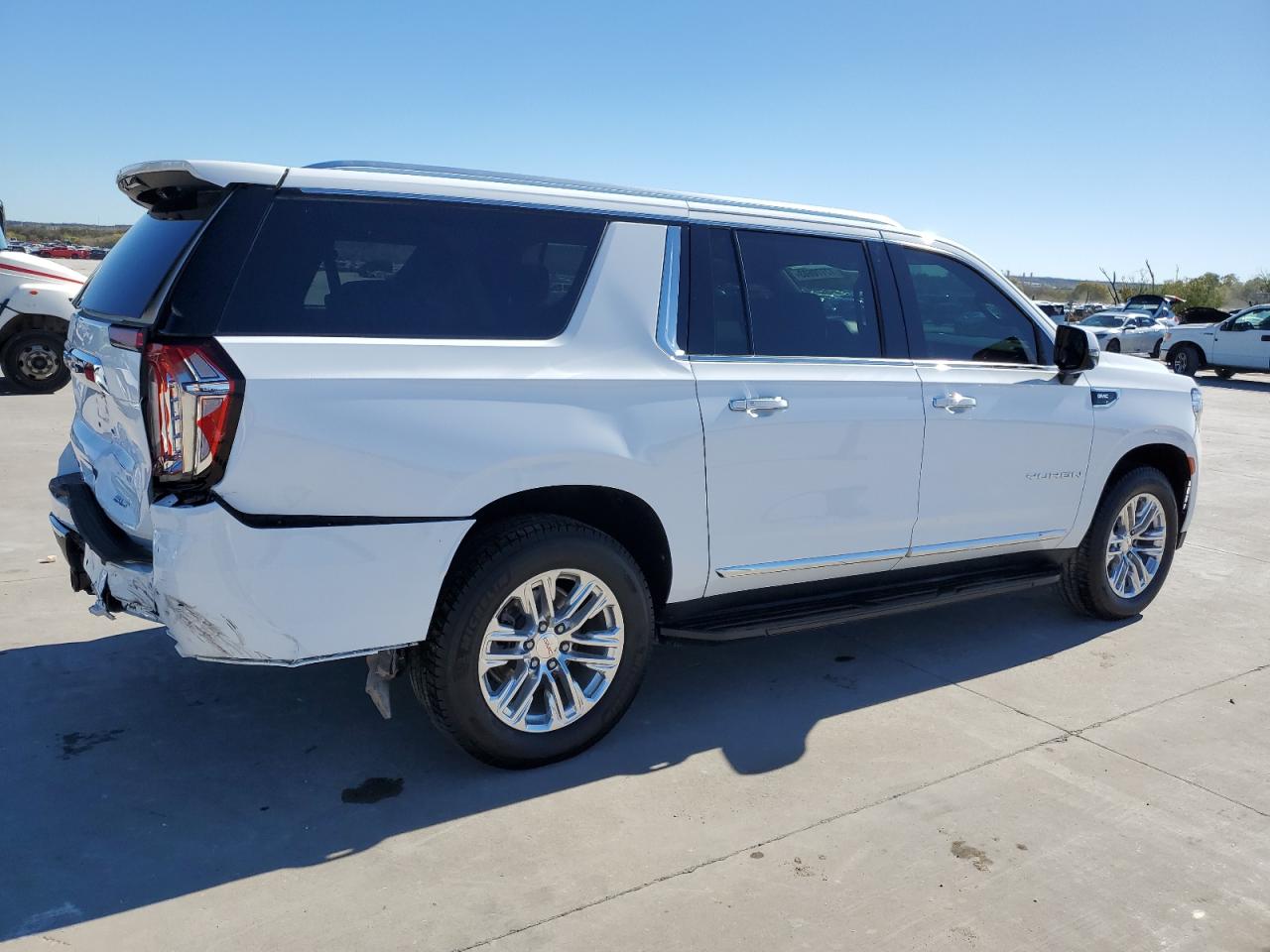 Изображение 3 Gmc Yukon Xl K1500 Slt 2021 с VIN 1GKS2GKD1MR127499