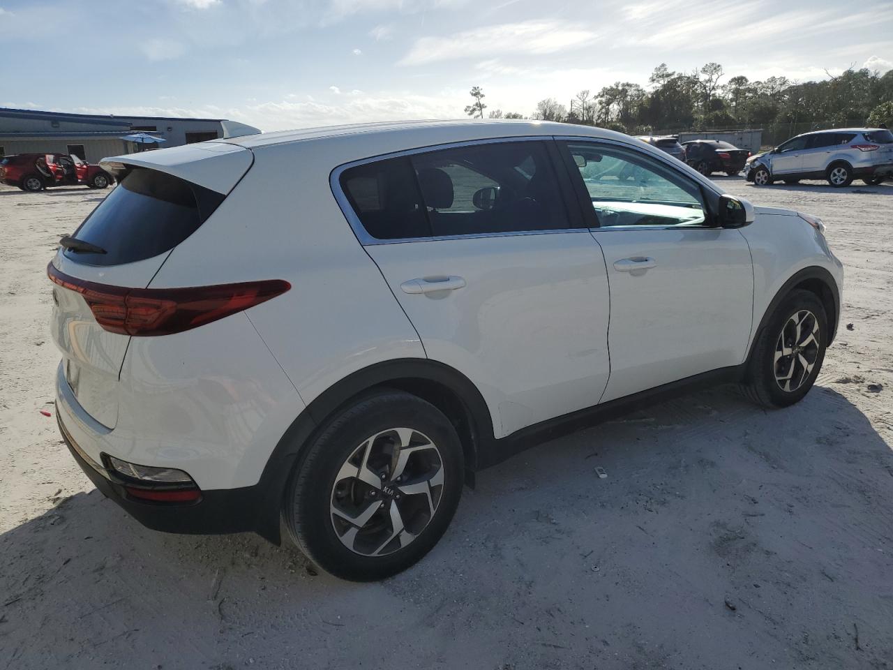 Изображение 3 2020 KIA SPORTAGE LX 2020 с VIN KNDPM3AC8L7788275