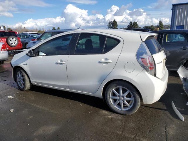 Image 2 of 2013 TOYOTA PRIUS C  2013 with VIN JTDKDTB38D1034757