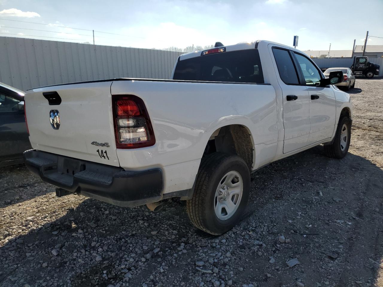 Изображение 3 2023 RAM 1500 TRADESMAN 2023 с VIN 1C6SRFCT6PN586442