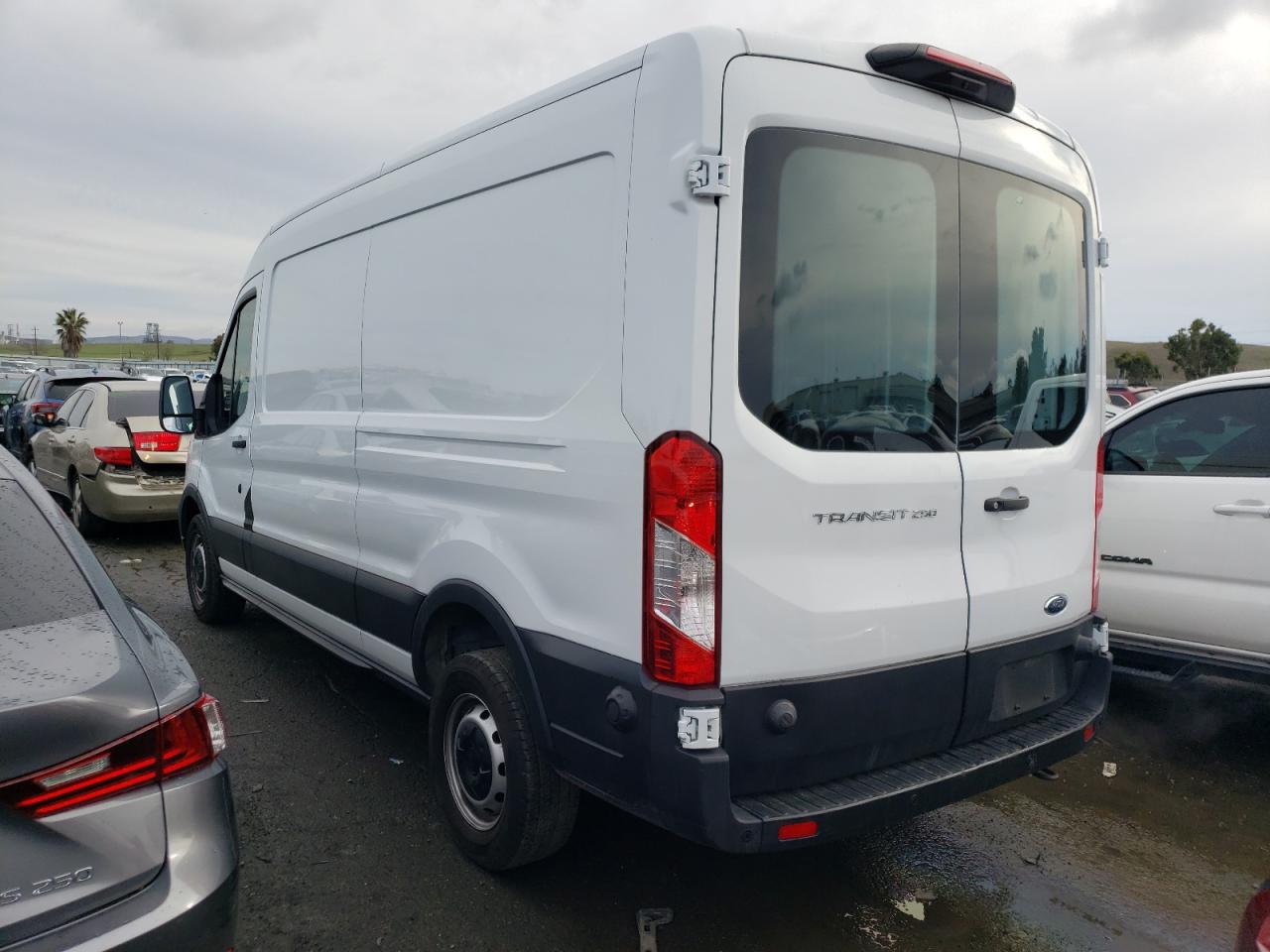 Obraz 2 z 2020 FORD TRANSIT T-250 2020 z VIN 1FTBR1C87LKB03656
