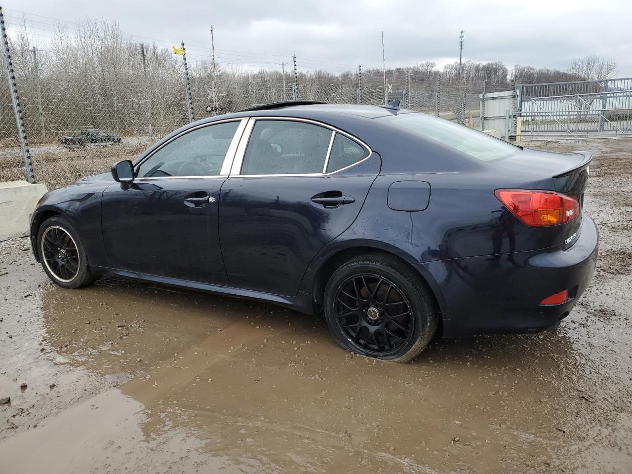 Obraz 2 z 2008 LEXUS IS 250 2008 z VIN JTHCK262782023687