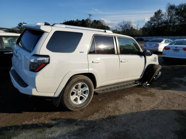 Image 3 of 2018 TOYOTA 4RUNNER SR5 2018 with VIN JTEZU5JR0J5171398