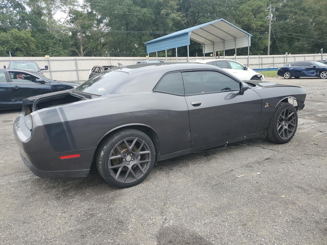 Image 3 of 2016 DODGE CHALLENGER R/T SCAT PACK 2016 with VIN 2C3CDZFJ4GH152590