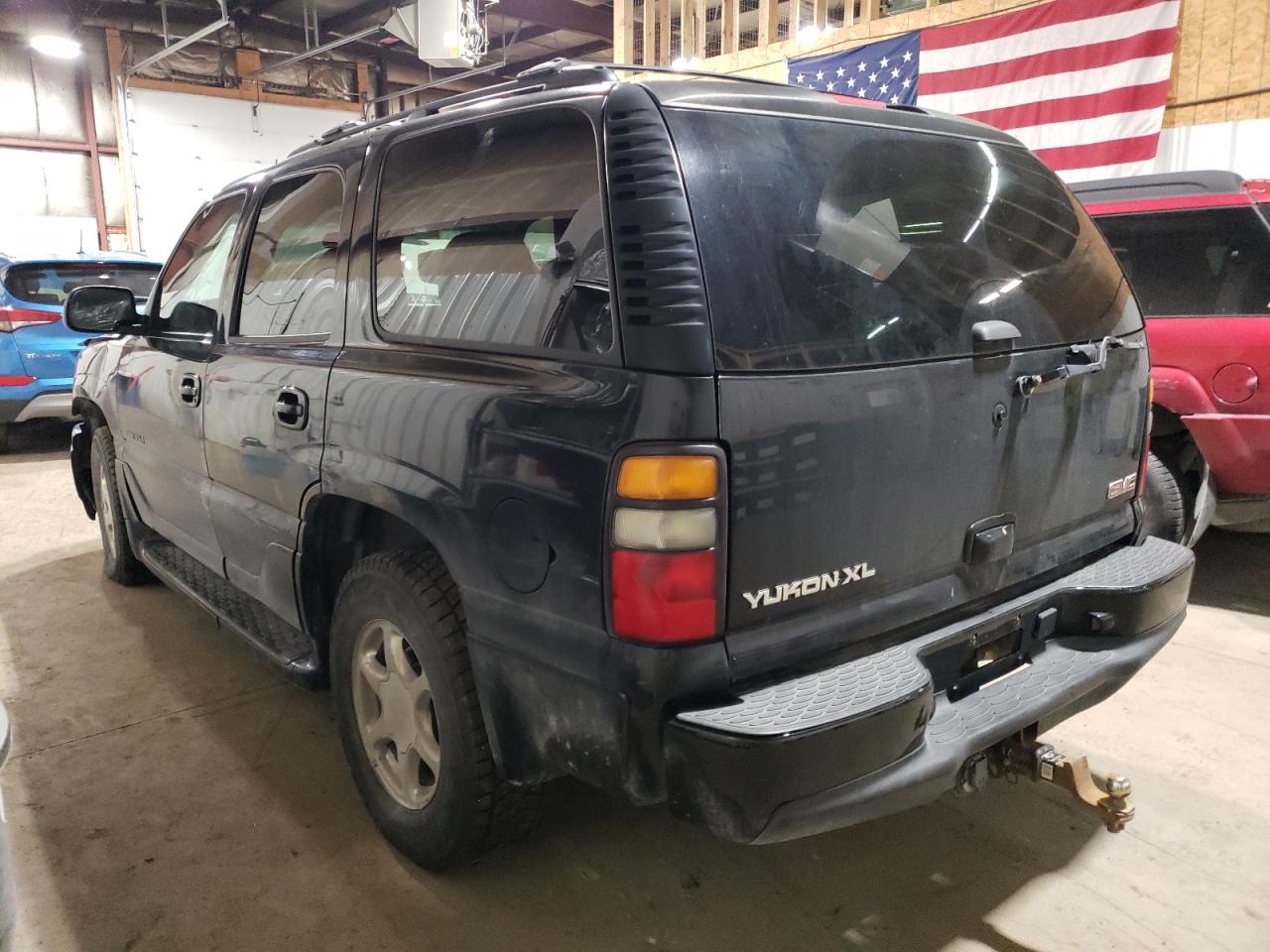 Obraz 2 z 2005 GMC YUKON DENALI 2005 z VIN 1GKEK63U55J246985