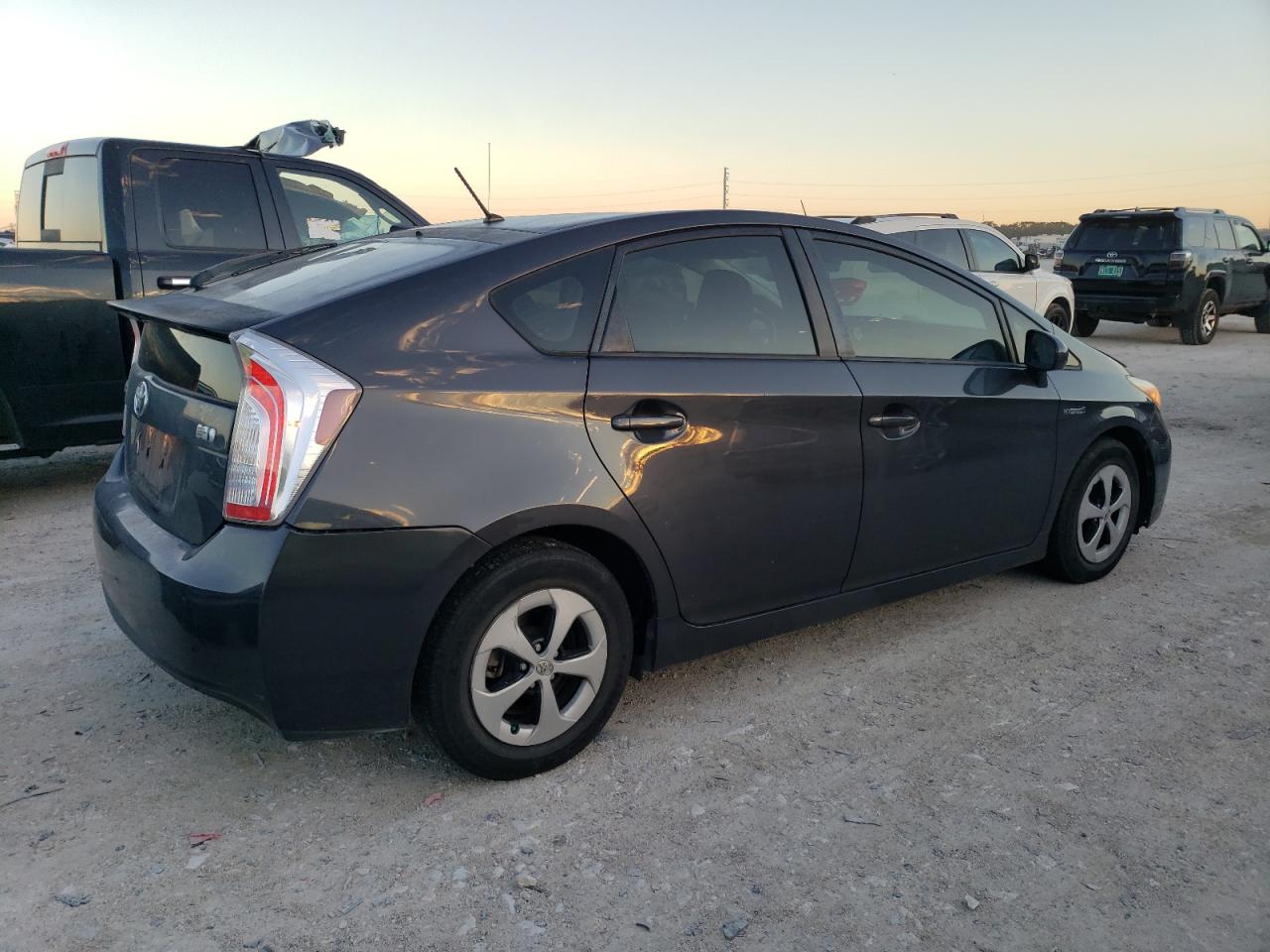 Obraz 3 z 2012 TOYOTA PRIUS  2012 z VIN JTDKN3DU0C1563119