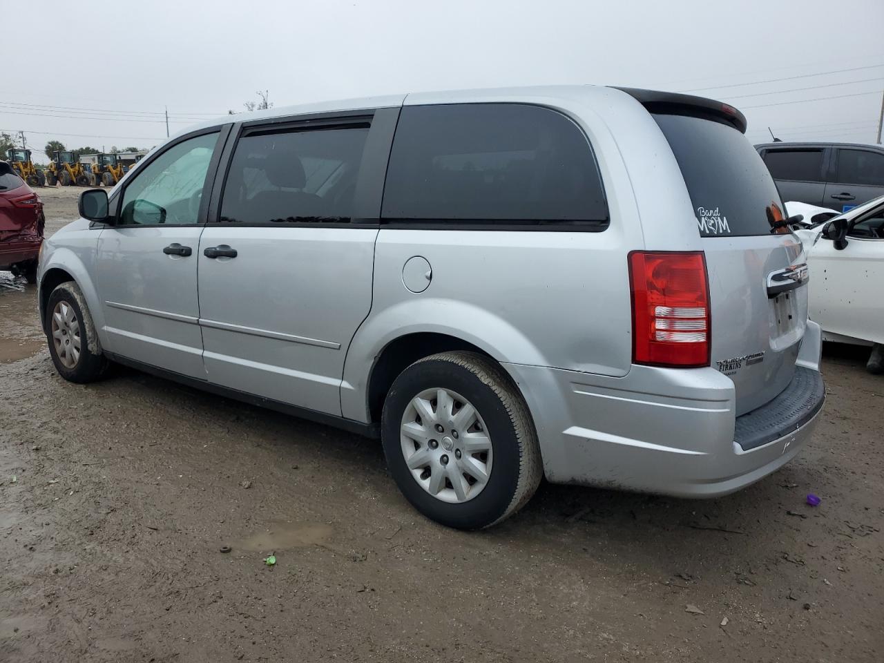 Изображение 2 2008 CHRYSLER TOWN & COUNTRY LX 2008 с VIN 2A8HR44H58R721053