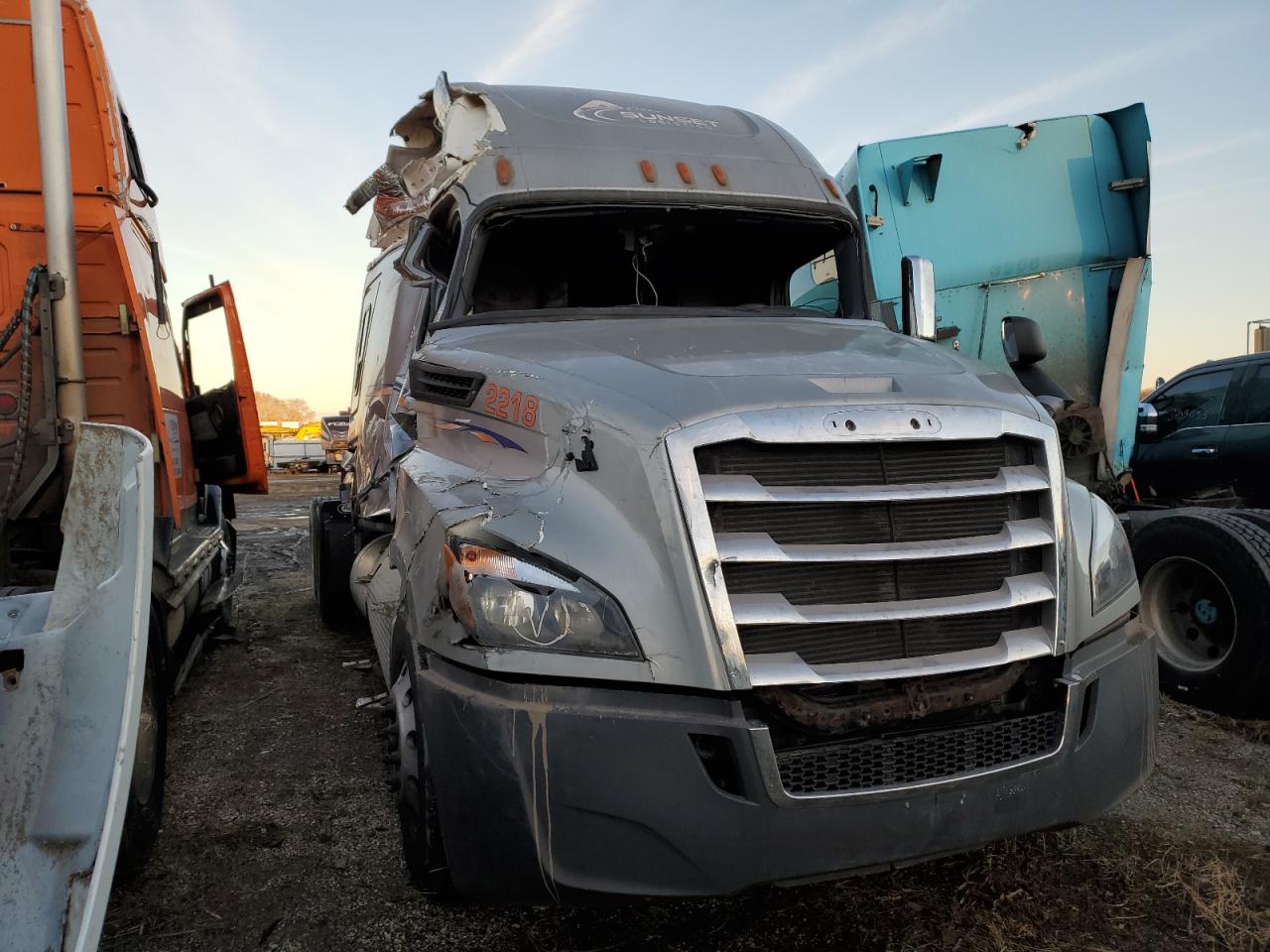 Изображение 1 2019 FREIGHTLINER CASCADIA 126  2019 с VIN 3AKJHHDR4KSKS9185