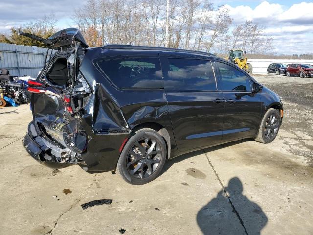 Image 3 of 2022 CHRYSLER PACIFICA LIMITED 2022 with VIN 2C4RC3GG7NR100418