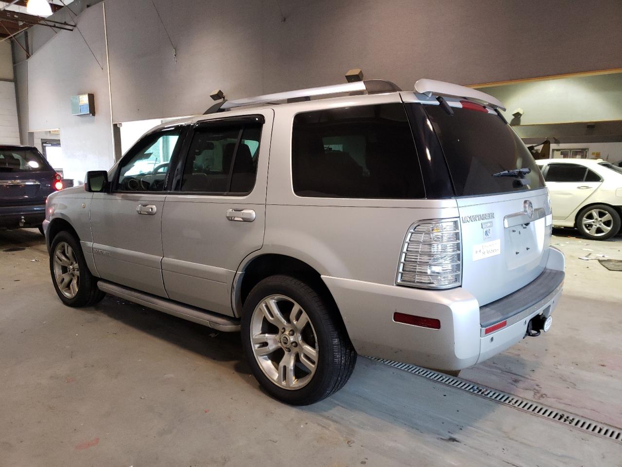 Image 2 of 2010 MERCURY MOUNTAINEER PREMIER 2010 with VIN 4M2EN4JE2AUJ07399