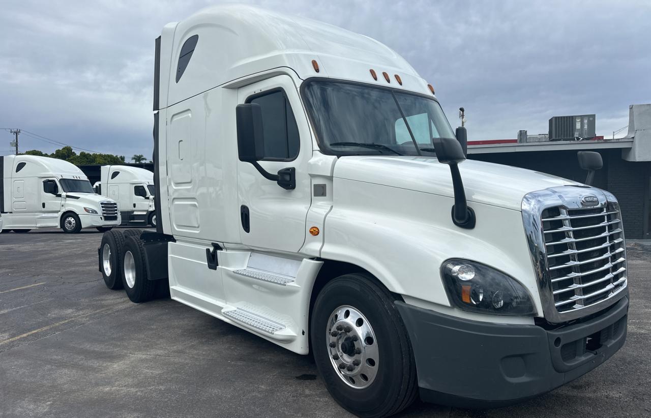 Image 1 of 2017 FREIGHTLINER CASCADIA 125  2017 with VIN 1FUJGLDR4HLHY3100