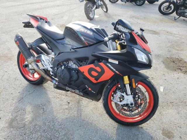 2017 APRILIA RSV4 RR 2017 image