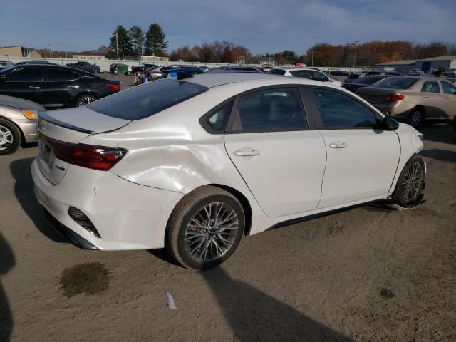 Image 3 of 2022 KIA FORTE GT LINE 2022 with VIN 3KPF54AD9NE426143