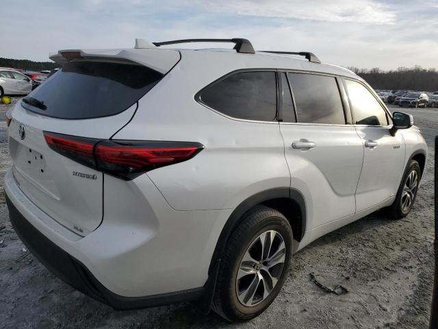 Image 3 of 2020 TOYOTA HIGHLANDER HYBRID XLE 2020 with VIN 5TDGBRCH2LS503416