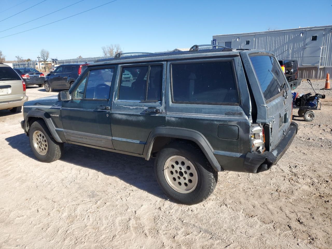 Image 2 of 1992 JEEP CHEROKEE SPORT 1992 with VIN 1J4FJ88S2NL244437
