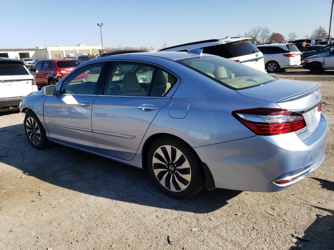 Изображение 2 2017 HONDA ACCORD HYBRID EXL 2017 с VIN JHMCR6F56HC015250