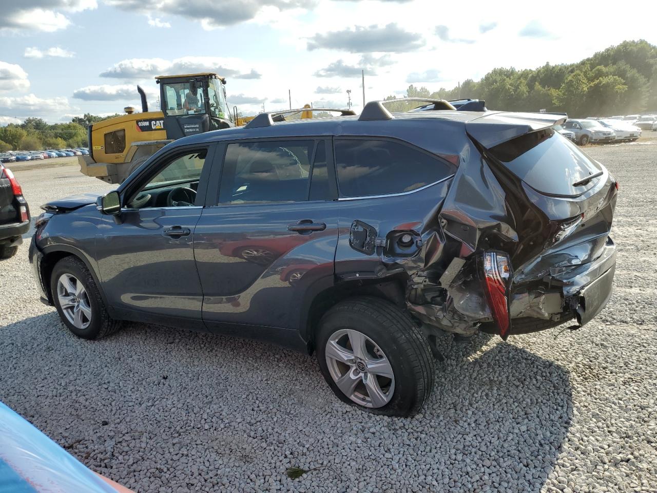 Изображение 2 2023 TOYOTA HIGHLANDER L 2023 с VIN 5TDKDRAH0PS047669