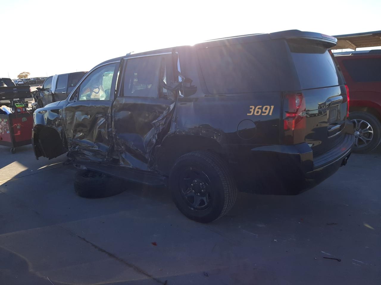 Image 2 of 2019 CHEVROLET TAHOE POLICE 2019 with VIN 1GNLCDEC3KR306873