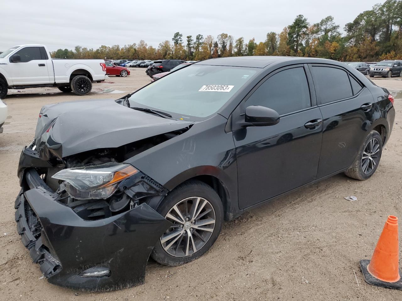 Obraz 1 z 2018 TOYOTA COROLLA L 2018 z VIN 5YFBURHE2JP832321