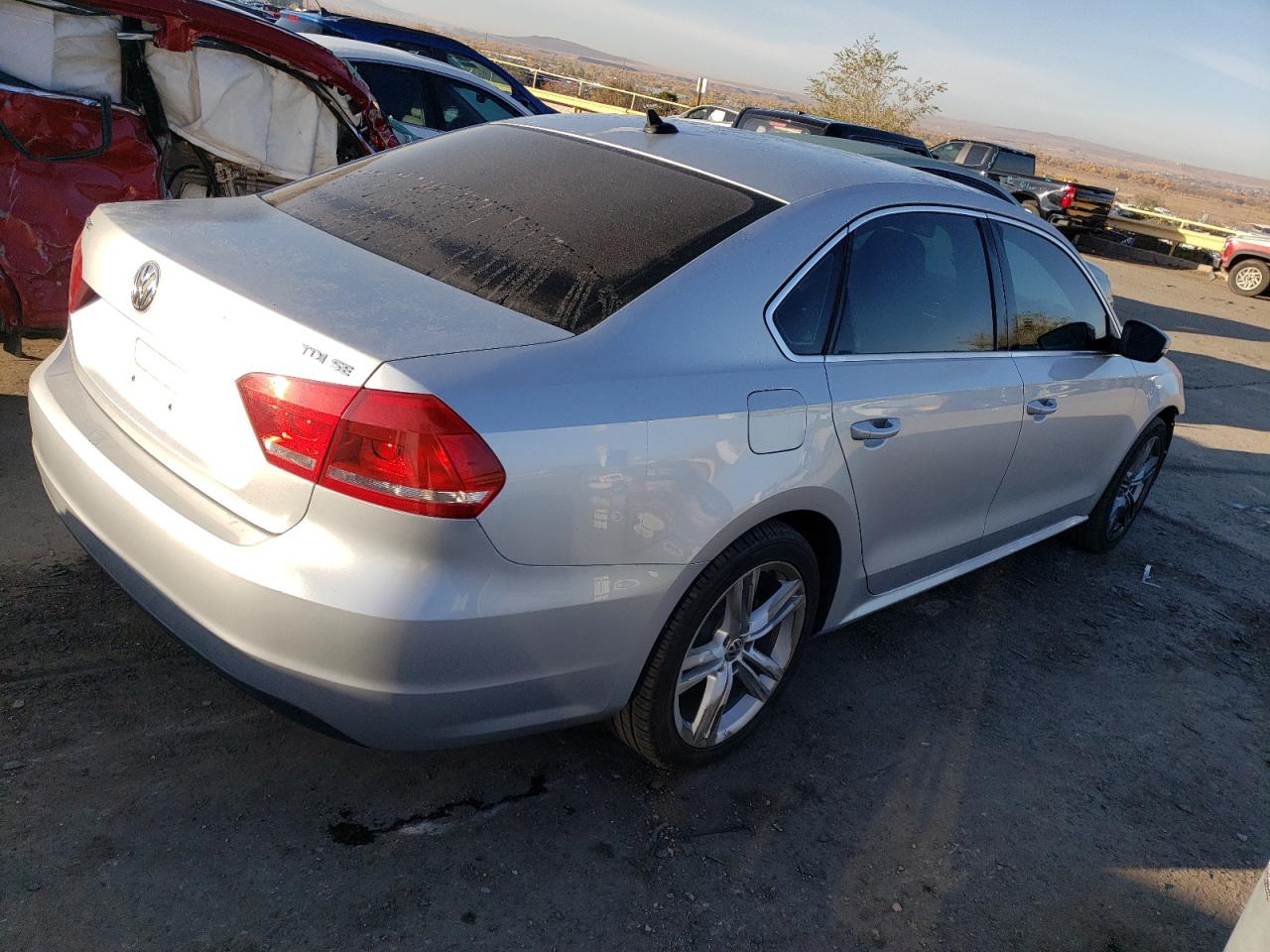 Image 3 of 2014 VOLKSWAGEN PASSAT SE 2014 with VIN 1VWBN7A38EC048778