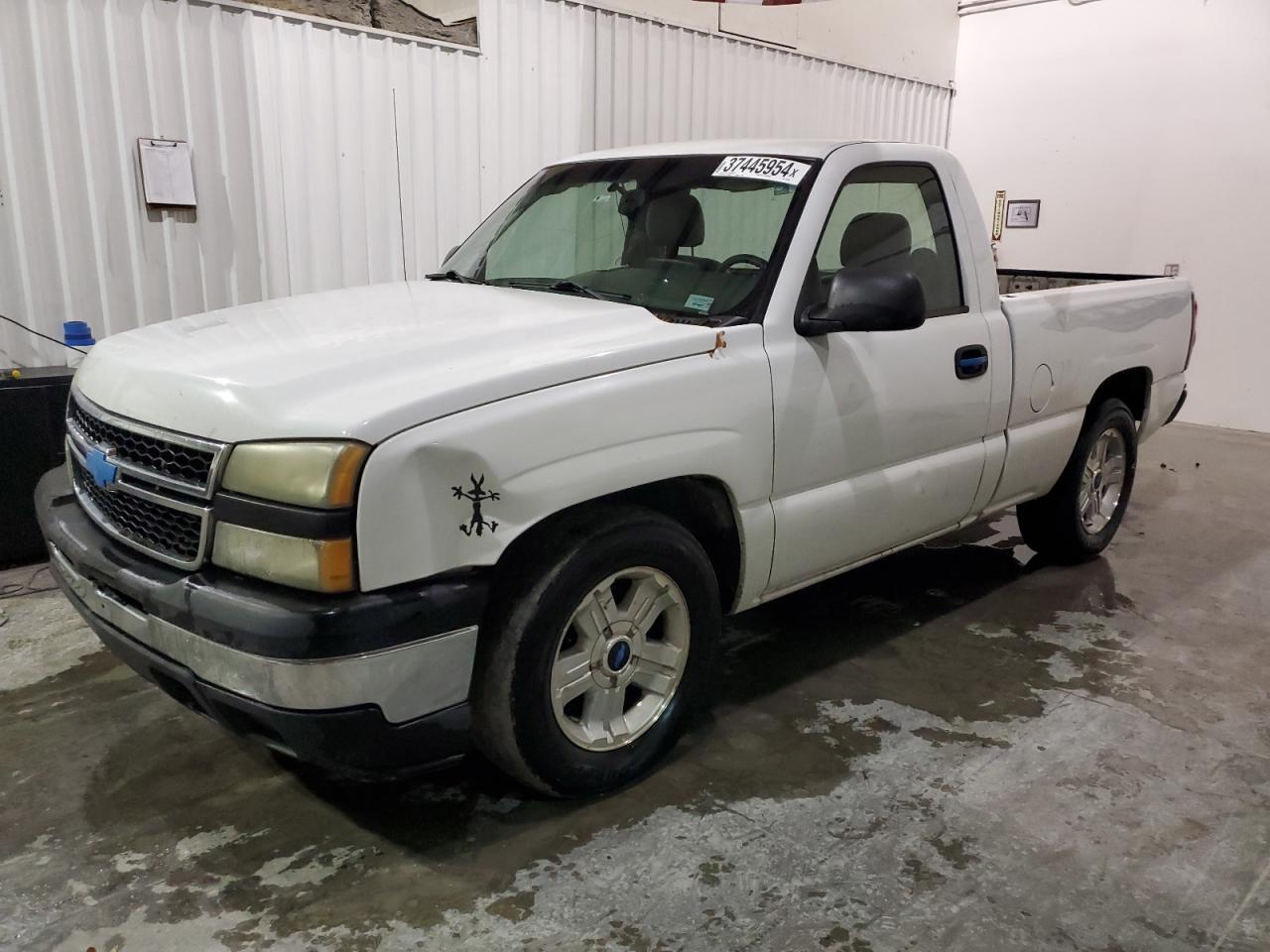 Изображение 1 2006 CHEVROLET SILVERADO C1500 2006 с VIN 1GCEC14X96Z152700