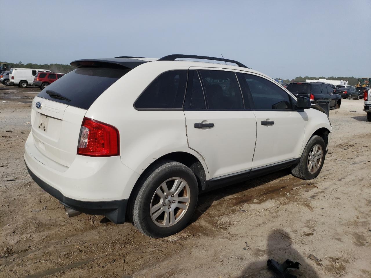 Image 3 of 2011 FORD EDGE SE 2011 with VIN 2FMDK3GC3BBA15036