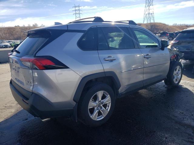 Image 3 of 2019 TOYOTA RAV4 XLE 2019 with VIN 2T3RWRFV1KW005896
