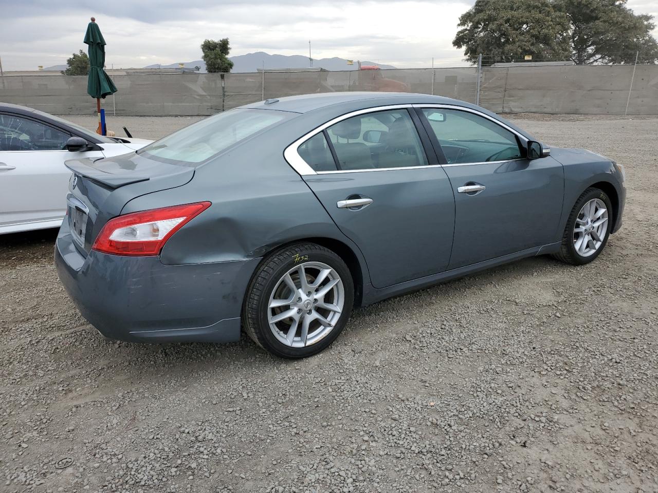 Image 3 of 2011 NISSAN MAXIMA S 2011 with VIN 1N4AA5AP9BC813435