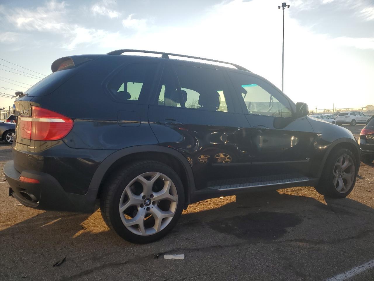 Obraz 3 z 2008 BMW X5 4.8I 2008 z VIN 5UXFE83518LZ47350