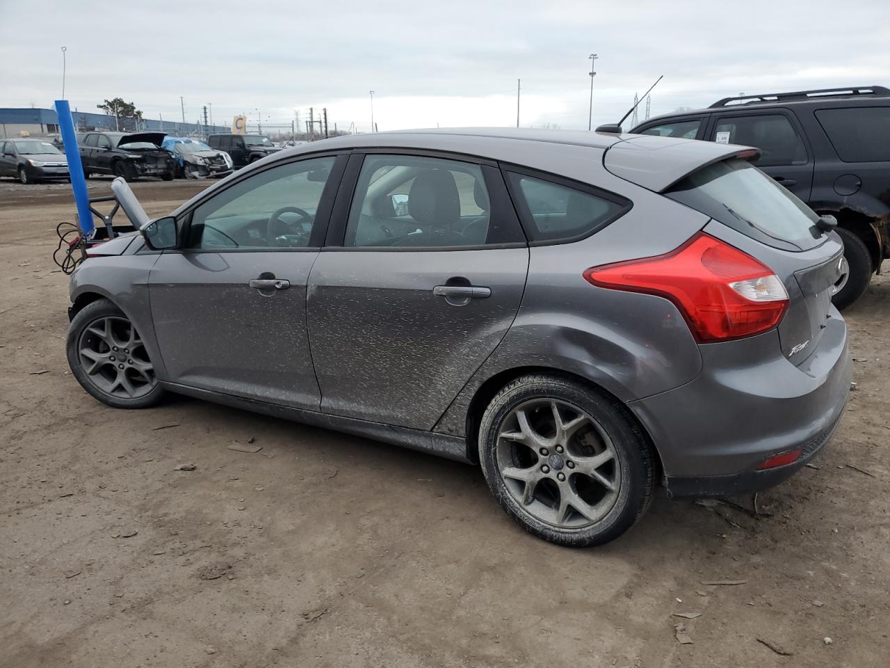 Image 2 of 2014 FORD FOCUS SE 2014 with VIN 1FADP3K29EL419103