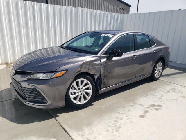 Obraz 1 z 2024 TOYOTA CAMRY LE 2024 z VIN 4T1C11AK8RU210461