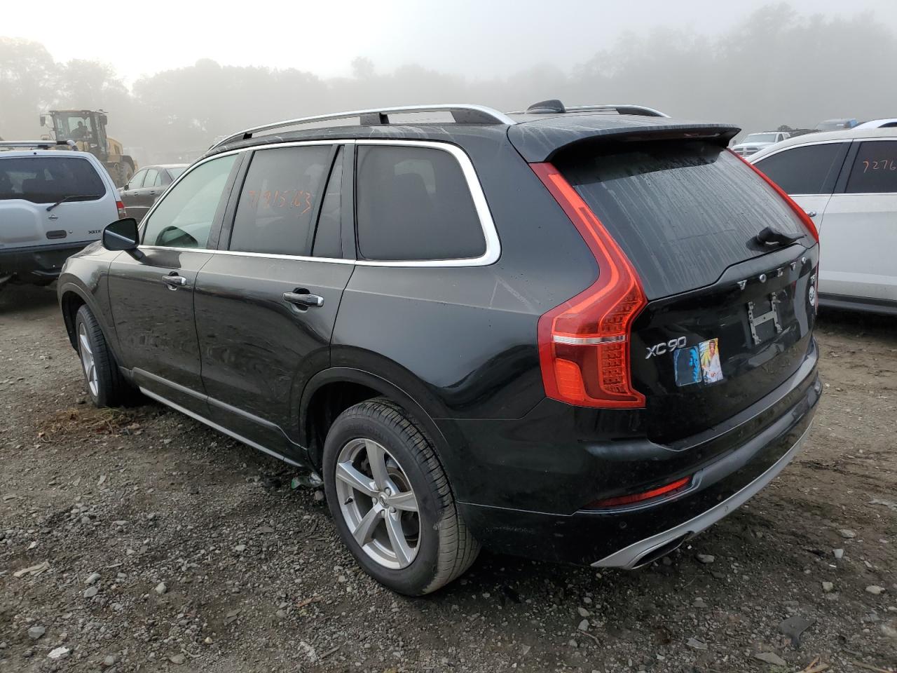 Obraz 2 z 2016 VOLVO XC90 T5 2016 z VIN YV4102XK2G1074013