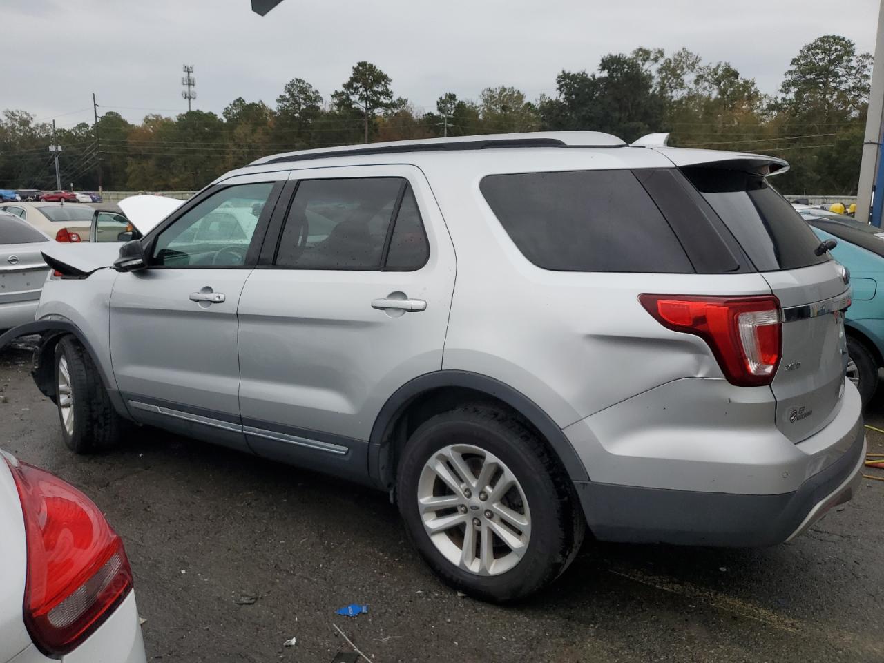 Изображение 2 2016 FORD EXPLORER XLT 2016 с VIN 1FM5K7D88GGA16887