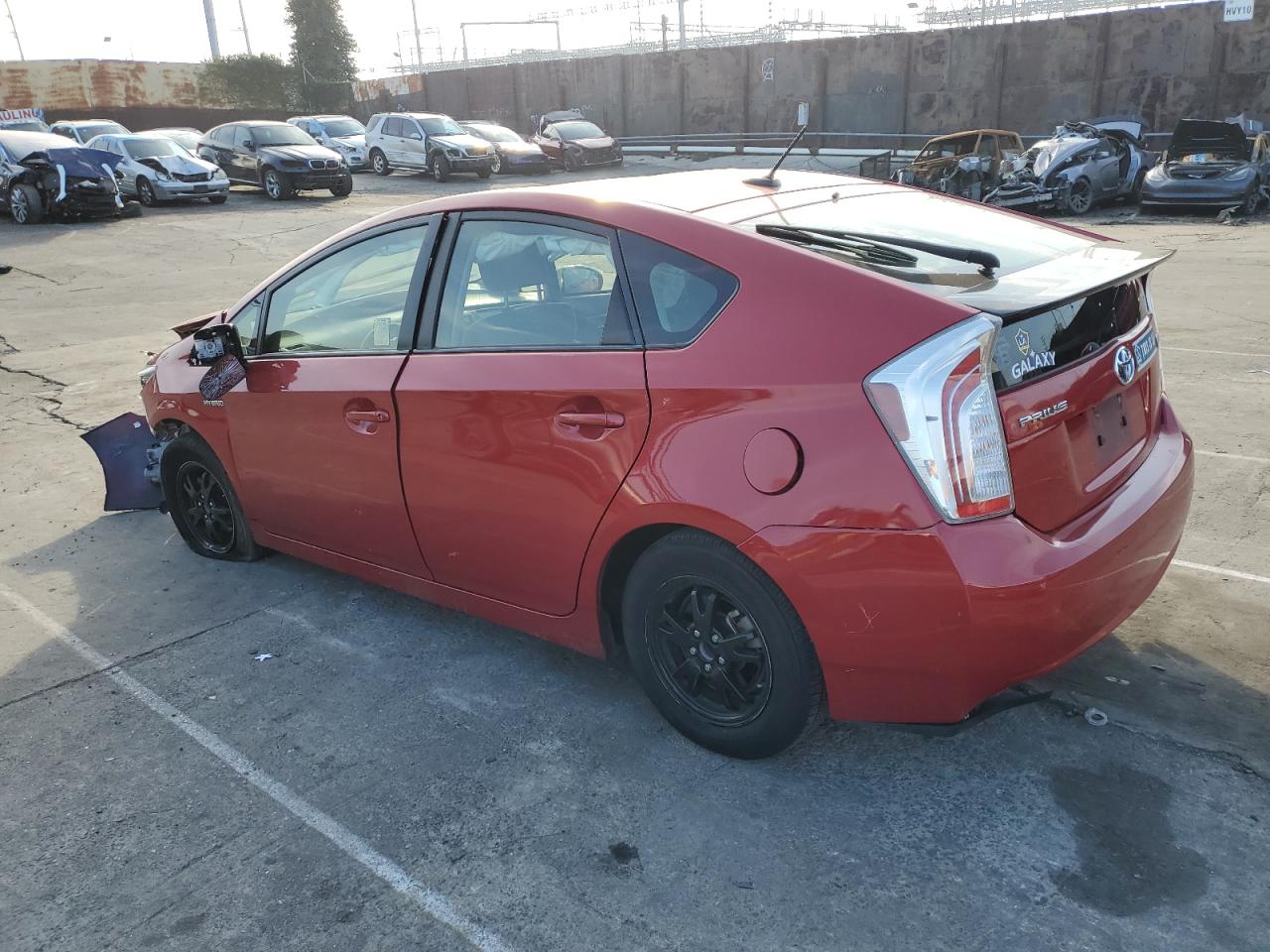 Obraz 2 z 2015 TOYOTA PRIUS  2015 z VIN JTDKN3DU1F1942358