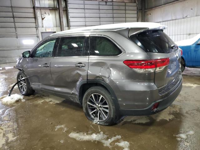 Image 2 of 2018 TOYOTA HIGHLANDER SE 2018 with VIN 5TDJZRFH6JS530046