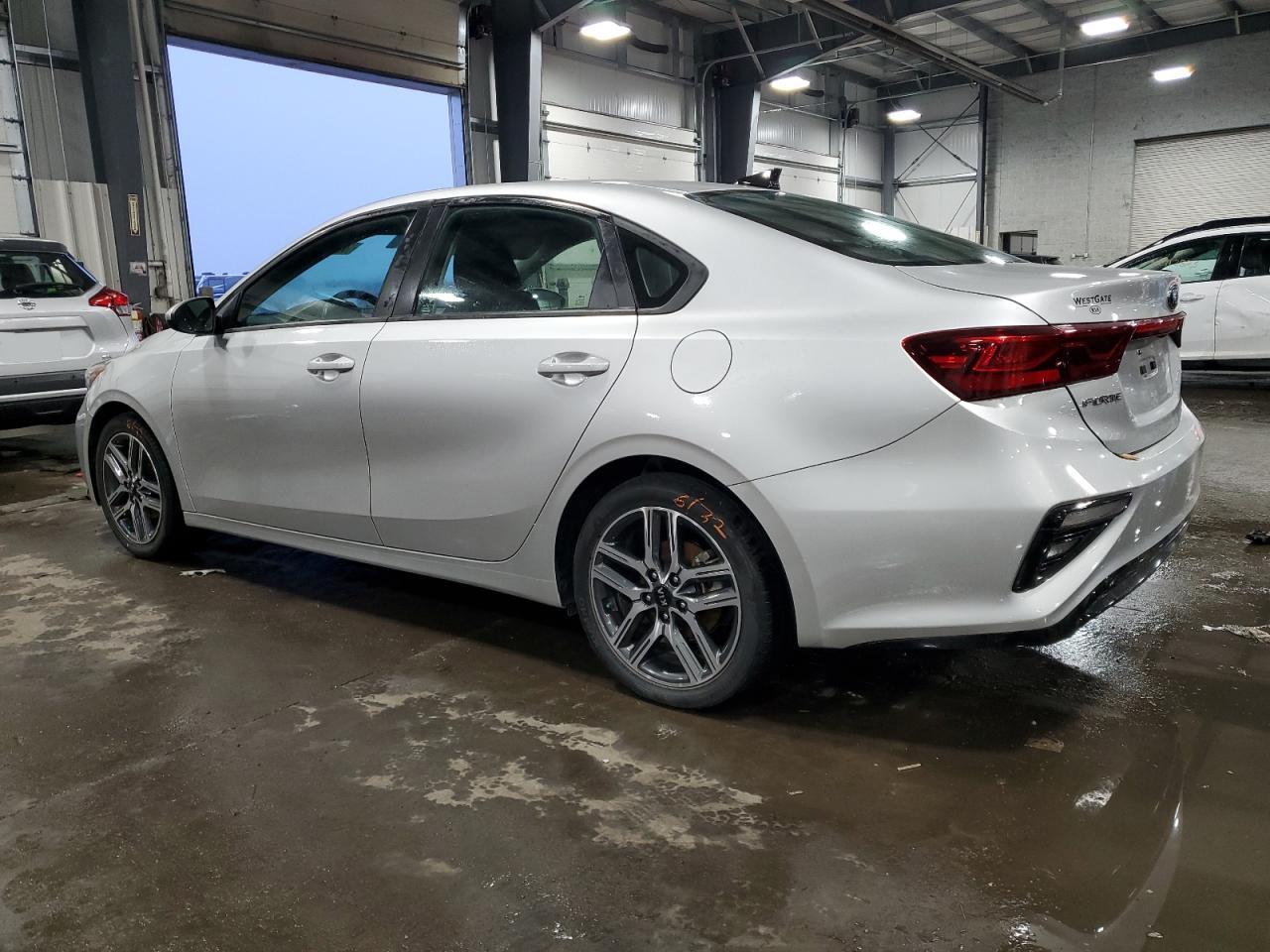 Изображение 2 2019 KIA FORTE GT LINE 2019 с VIN 3KPF34AD0KE016252
