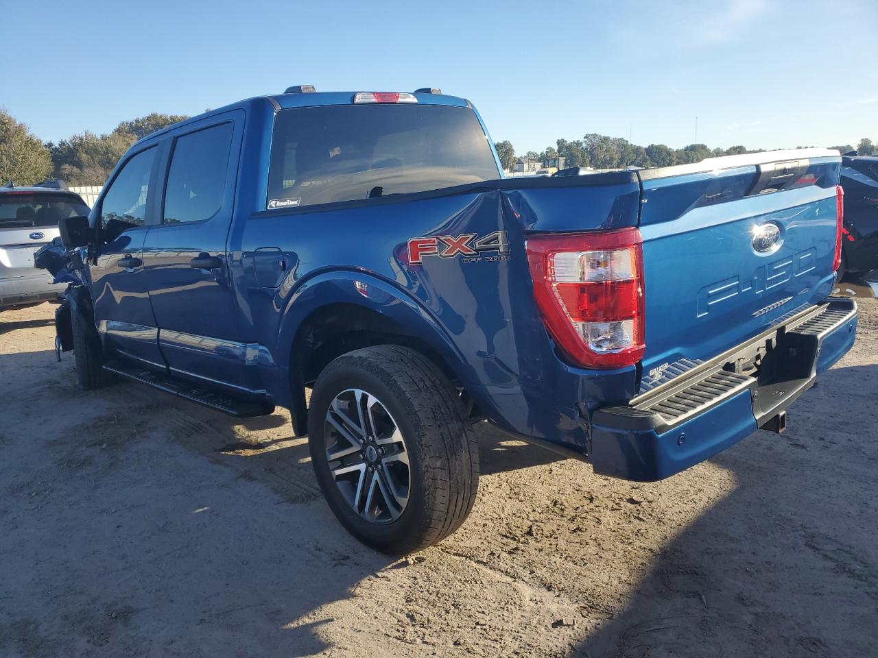 Изображение 2 2022 FORD F150 SUPERCREW 2022 с VIN 1FTFW1E59NFC39618