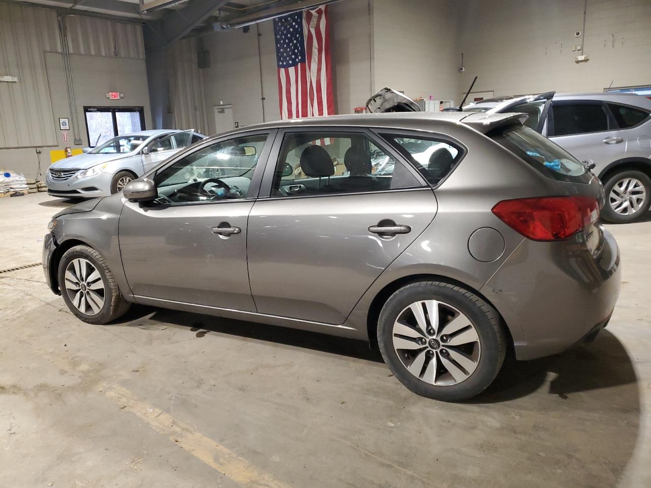 Image 2 of 2013 KIA FORTE EX 2013 with VIN KNAFU5A29D5673337