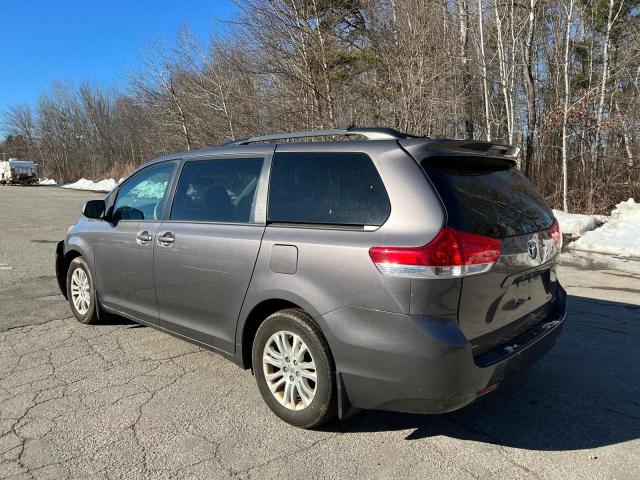 Image 3 of 2014 TOYOTA SIENNA XLE 2014 with VIN 5TDYK3DC8ES499072