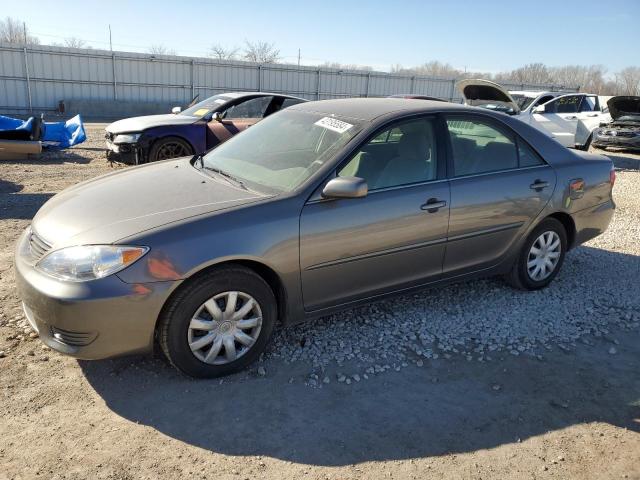 Image 1 of 2005 TOYOTA CAMRY LE 2005 with VIN 4T1BE32K75U634654