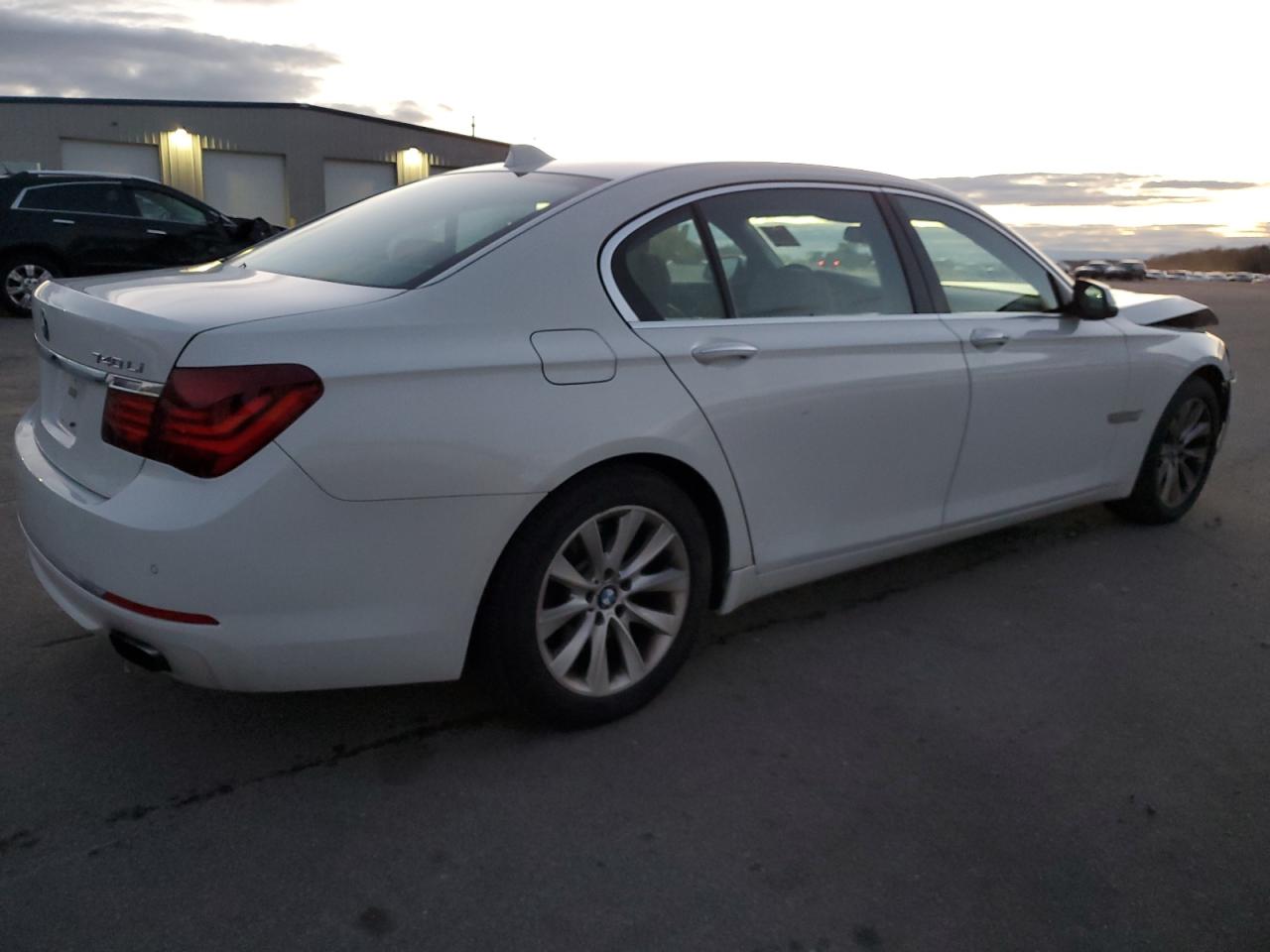 Изображение 3 2013 BMW 740 LXI 2013 с VIN WBAYF4C52DDE23757