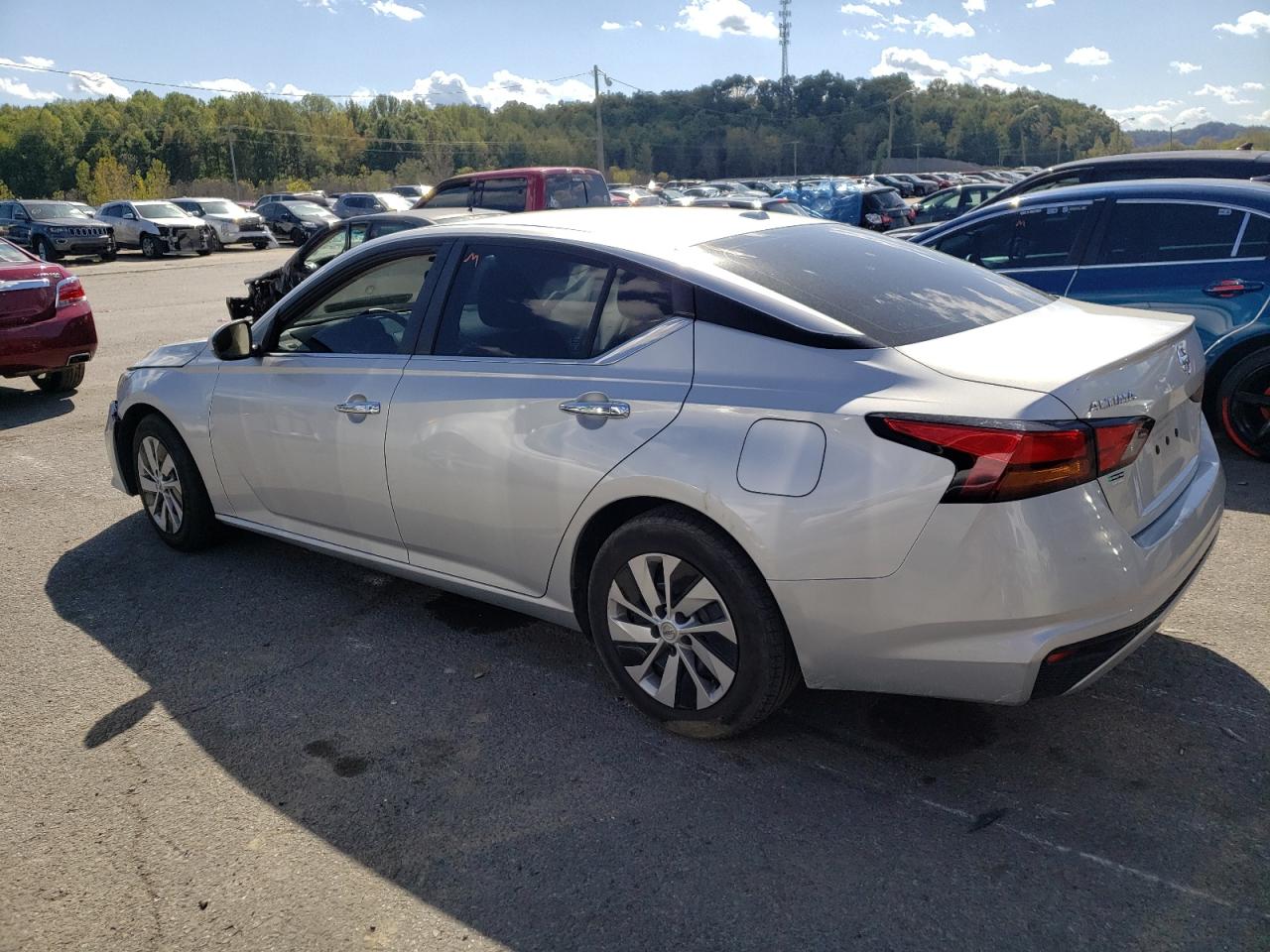 Image 2 of 2020 NISSAN ALTIMA S 2020 with VIN 1N4BL4BV2LC197519