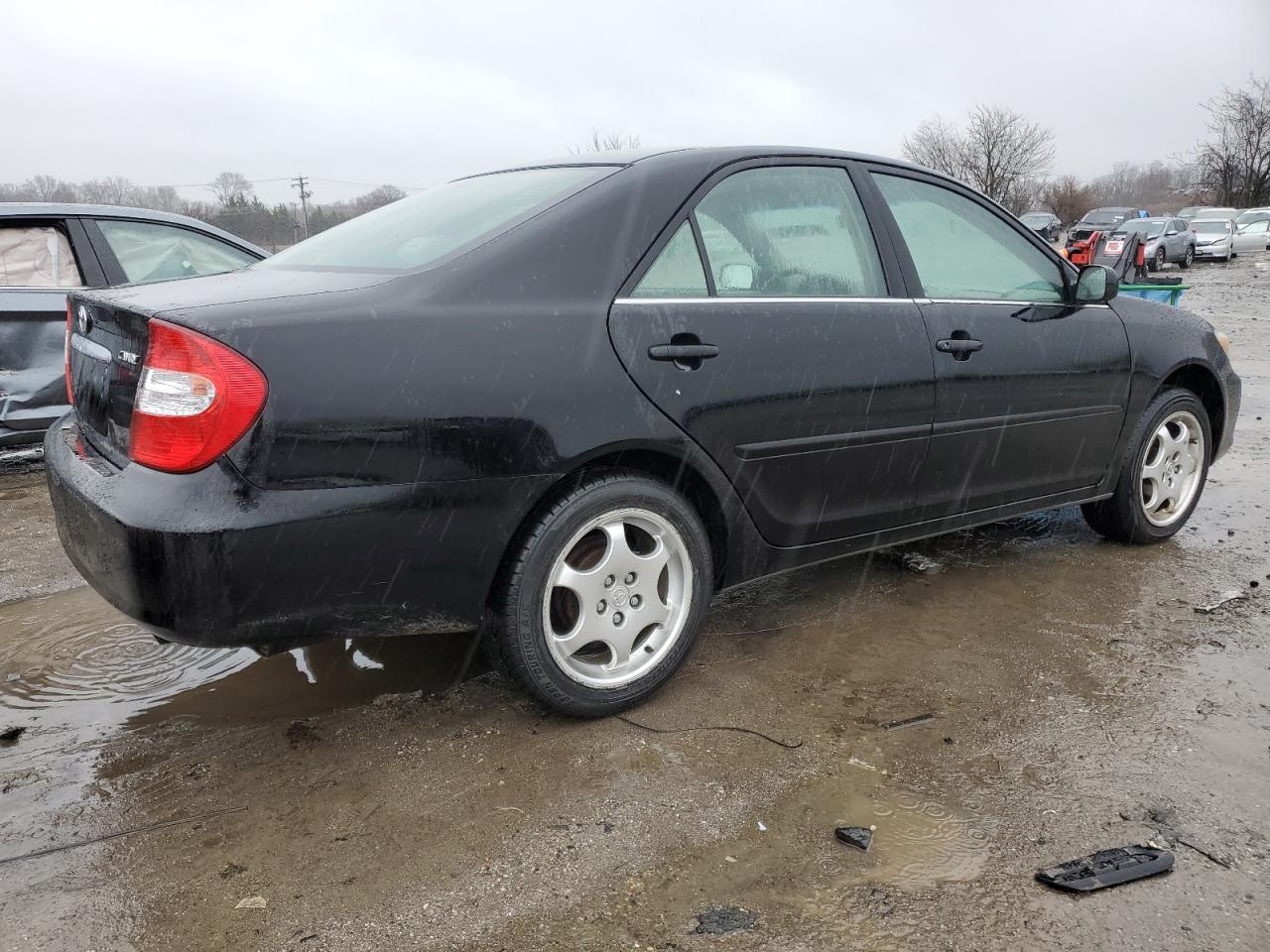 Изображение 3 2004 TOYOTA CAMRY LE 2004 с VIN 4T1BE32K14U313448
