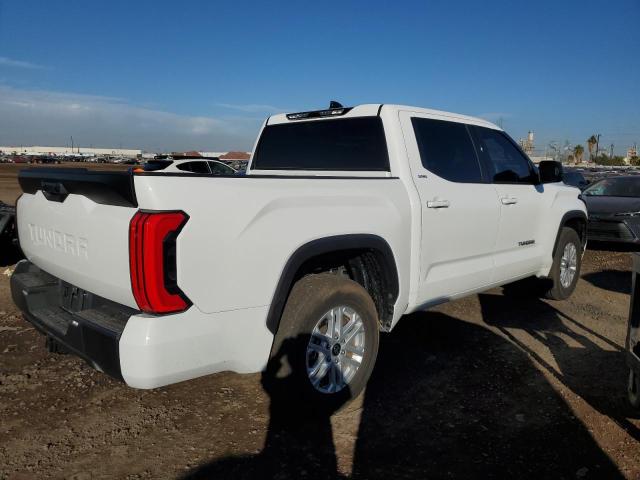 Image 3 of 2022 TOYOTA TUNDRA CREWMAX SR 2022 with VIN 5TFLA5AB2NX002404